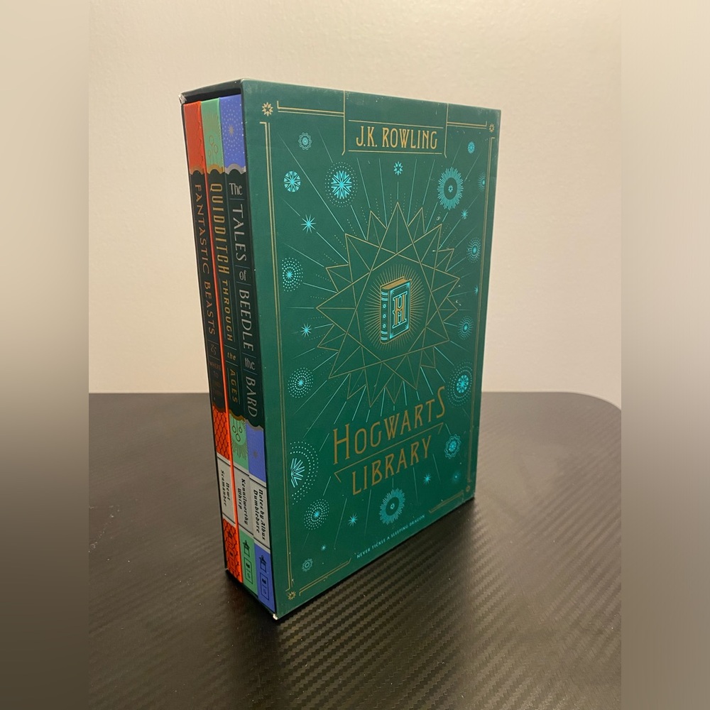 J.K. Rowling Hogwarts Library Box Set - Teal & Gold